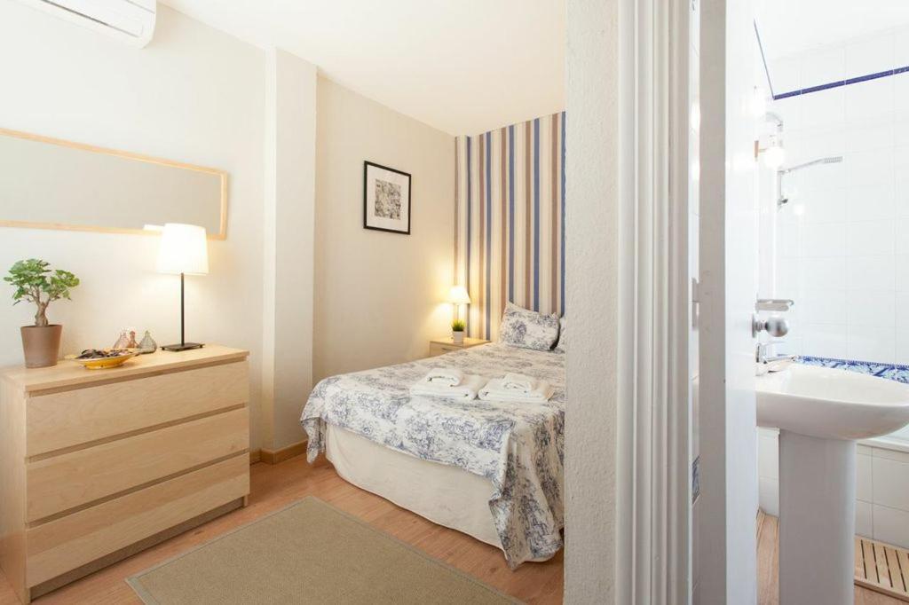 Plaza De Santa Cruz Apartment Seville Ngoại thất bức ảnh