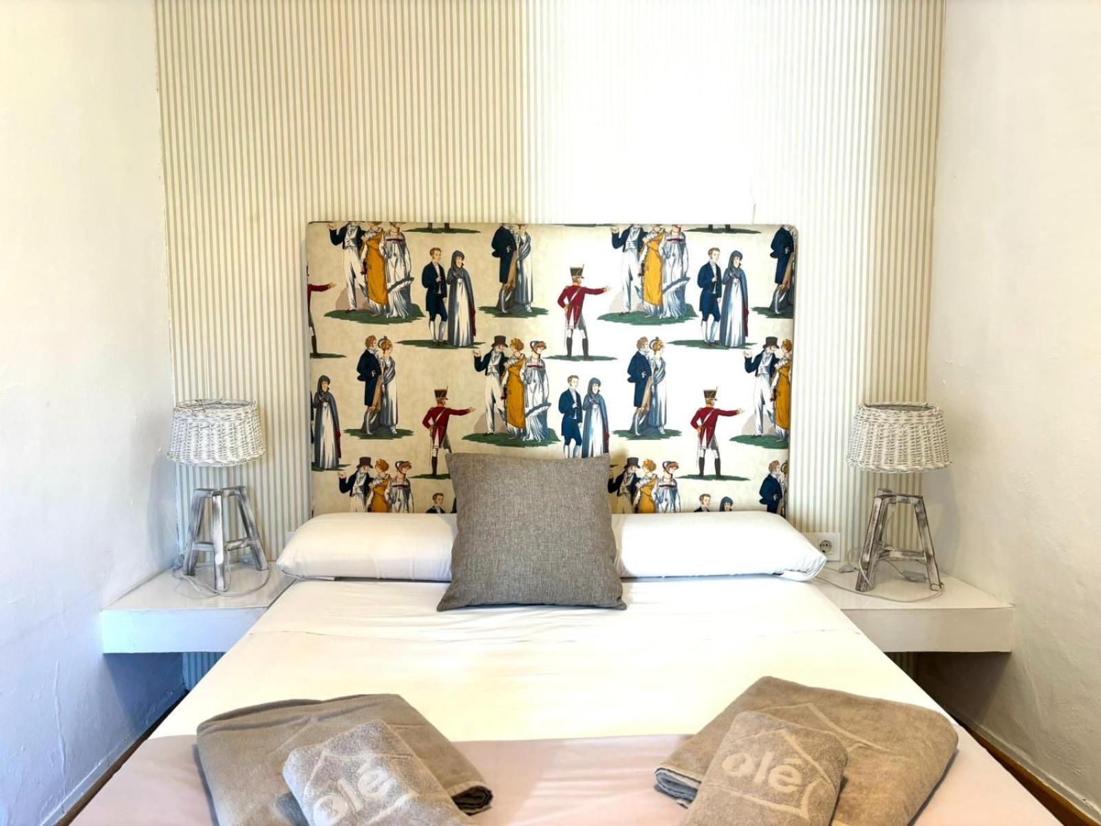 Plaza De Santa Cruz Apartment Seville Ngoại thất bức ảnh