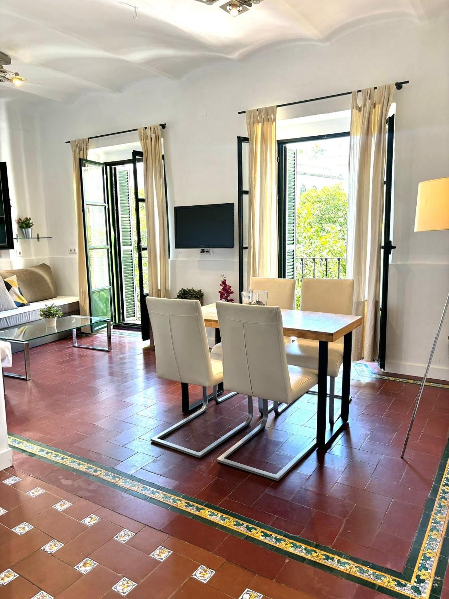 Plaza De Santa Cruz Apartment Seville Ngoại thất bức ảnh