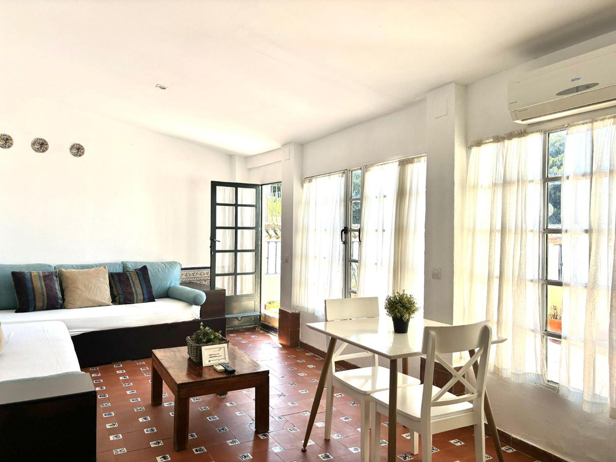 Plaza De Santa Cruz Apartment Seville Ngoại thất bức ảnh
